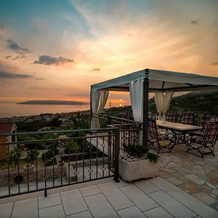 Holiday home Holiday Bellavista By Interhome Makarska